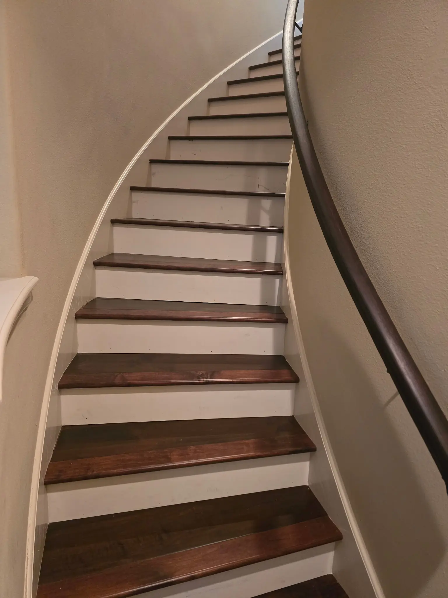 No two treads the same